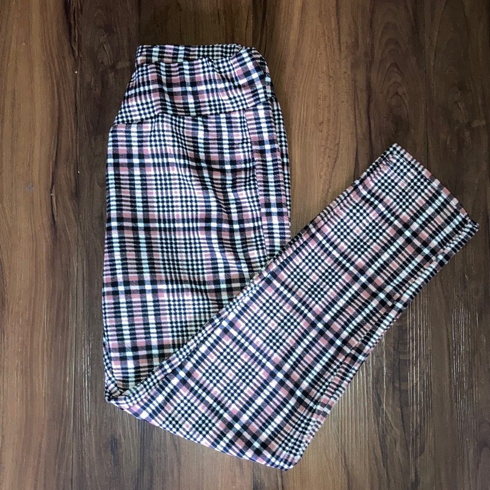 SHEIN Plaid Ankle Pants - Black, White, Pink